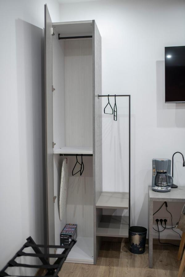 Catone Luxury Rooms Roma Ngoại thất bức ảnh