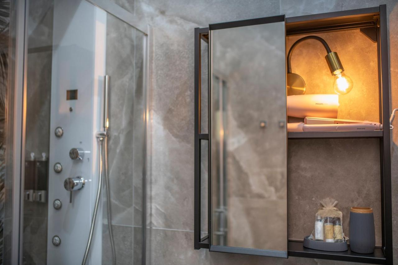 Catone Luxury Rooms Roma Ngoại thất bức ảnh